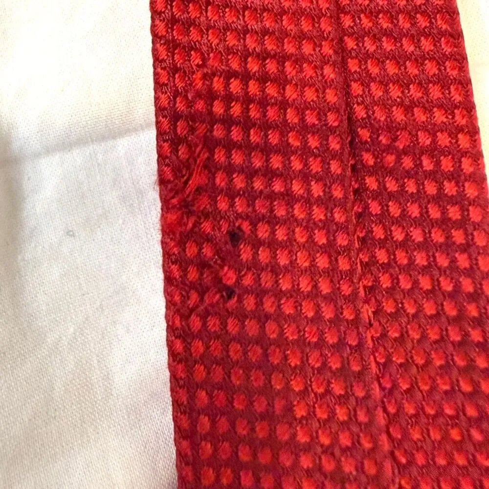 Thomas Pink London Men's Silk Tie - Crimson Red Micro-Weave Textured